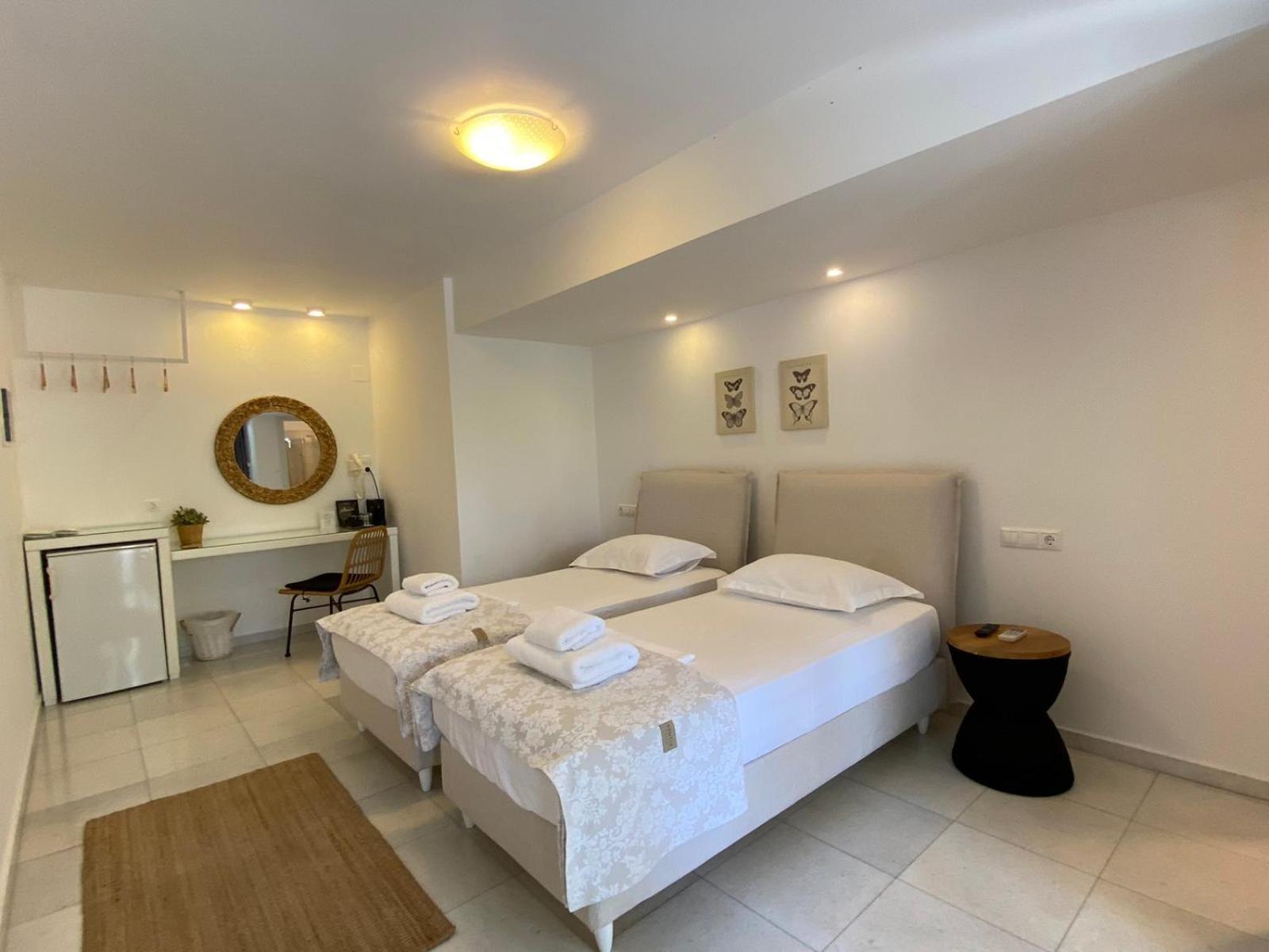 Perivoli Rooms Parikia  Room photo